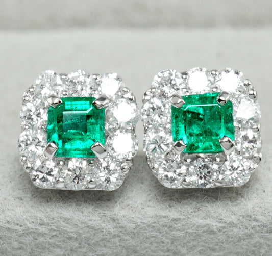 エメラルド ピアス