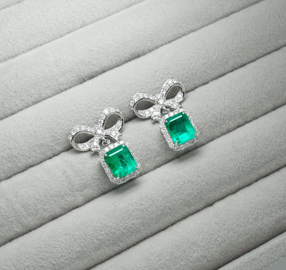 エメラルド ピアス