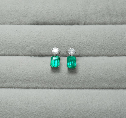 エメラルド ピアス
