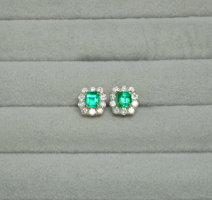エメラルド ピアス