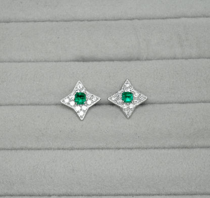 エメラルド ピアス