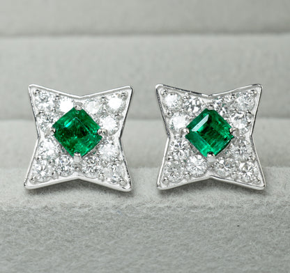 エメラルド ピアス