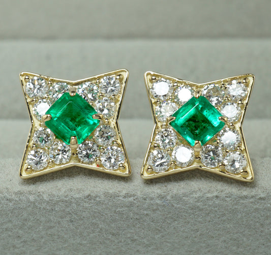 エメラルド ピアス