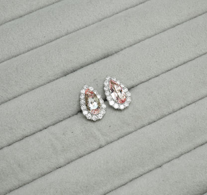 モルガナイト ピアス