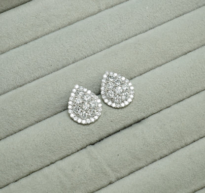 ダイヤモンド ピアス