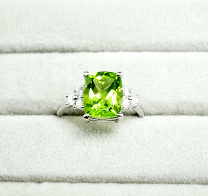 ペリドット リング