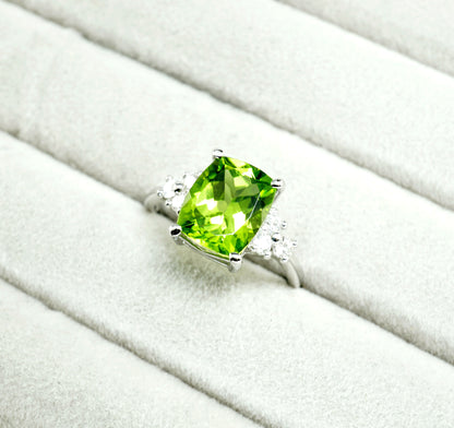 ペリドット リング
